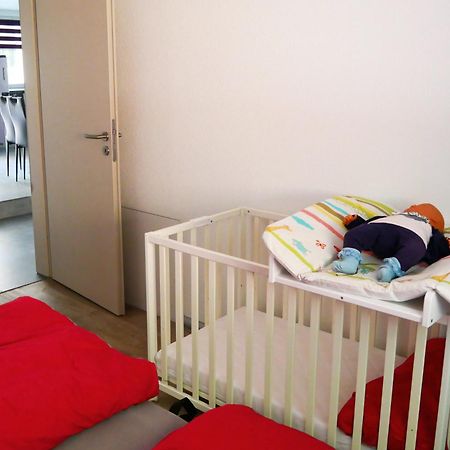 Haus Kleiner Findling Im Lausitzer Seenland Tatzschwitz Ngoại thất bức ảnh